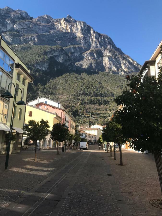 Casa Nika Apartment Riva del Garda Luaran gambar