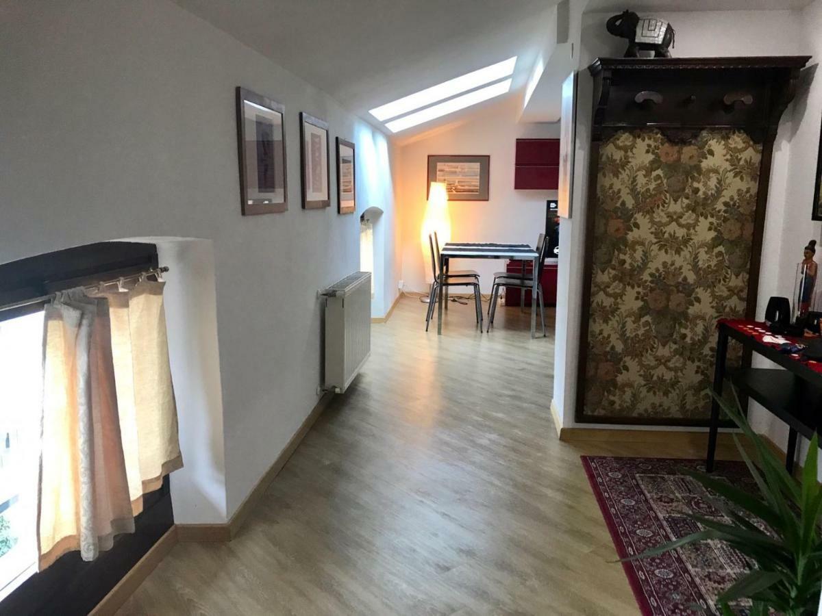 Casa Nika Apartment Riva del Garda Luaran gambar