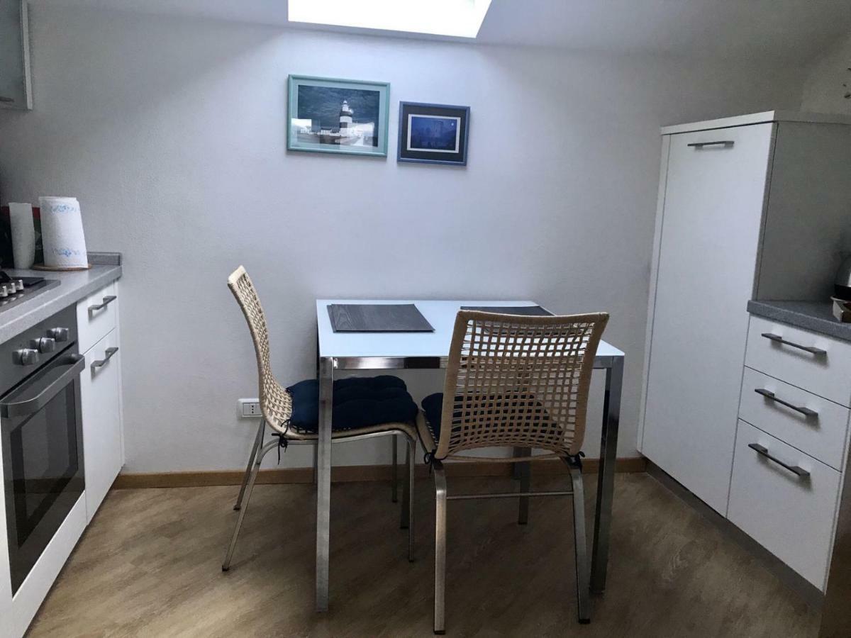 Casa Nika Apartment Riva del Garda Luaran gambar