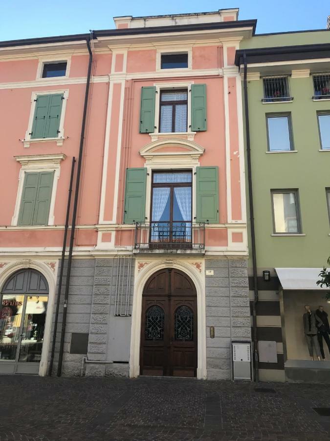 Casa Nika Apartment Riva del Garda Luaran gambar